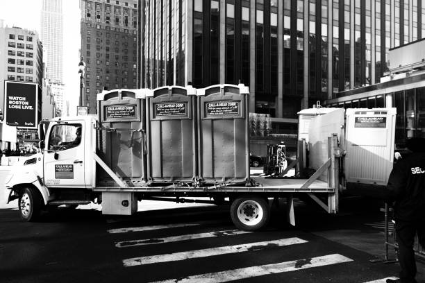 Best Porta potty rental near me  in Harrisonburg, VA